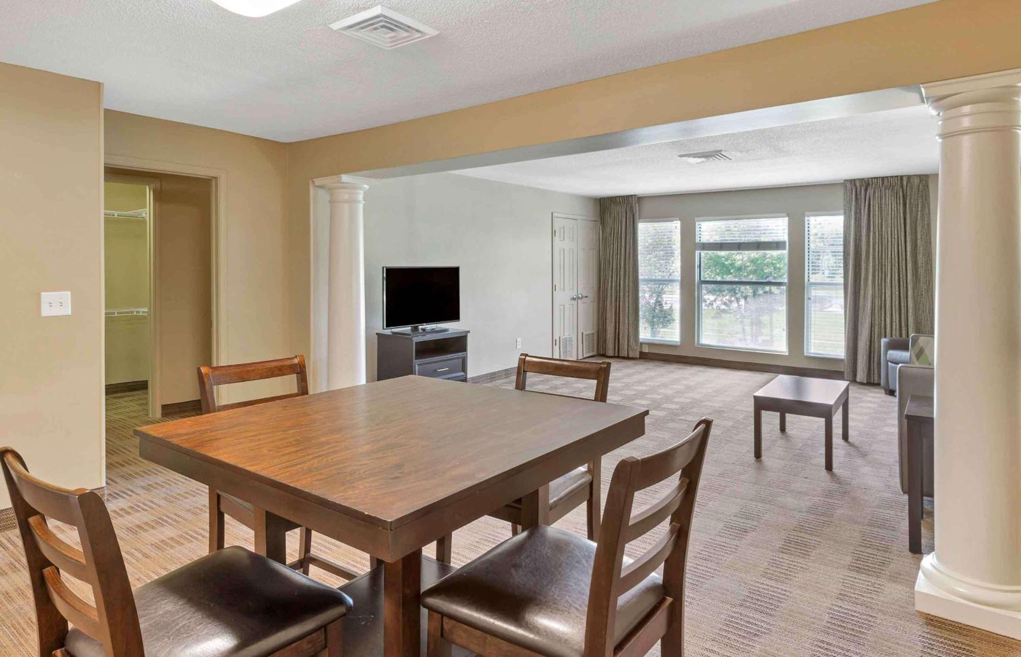Extended Stay America Select Suites - Orlando - Maitland - Summit Tower Blvd Altamonte Springs Exteriör bild