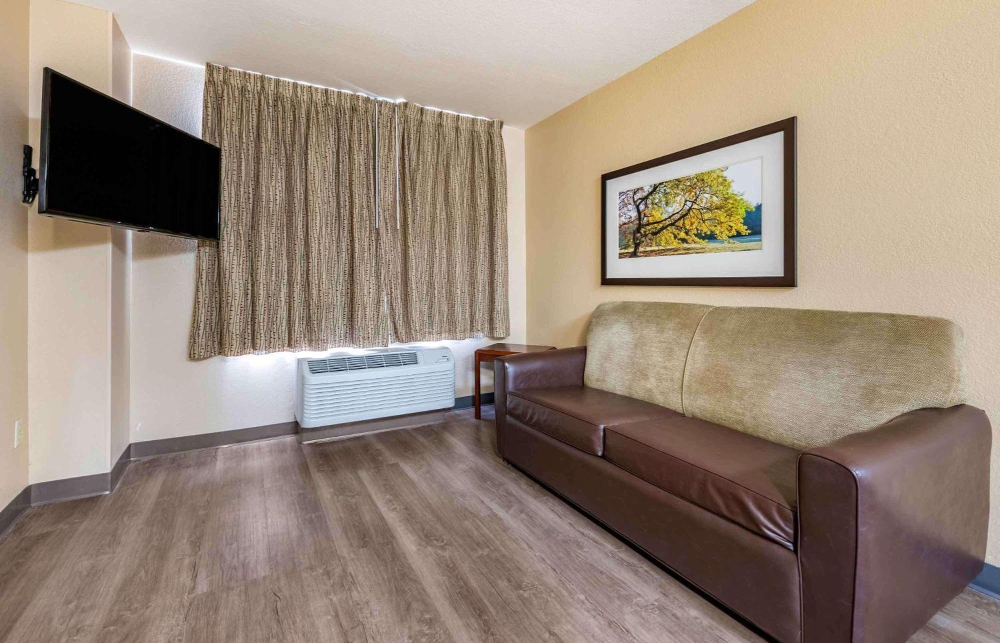 Extended Stay America Select Suites - Orlando - Maitland - Summit Tower Blvd Altamonte Springs Exteriör bild