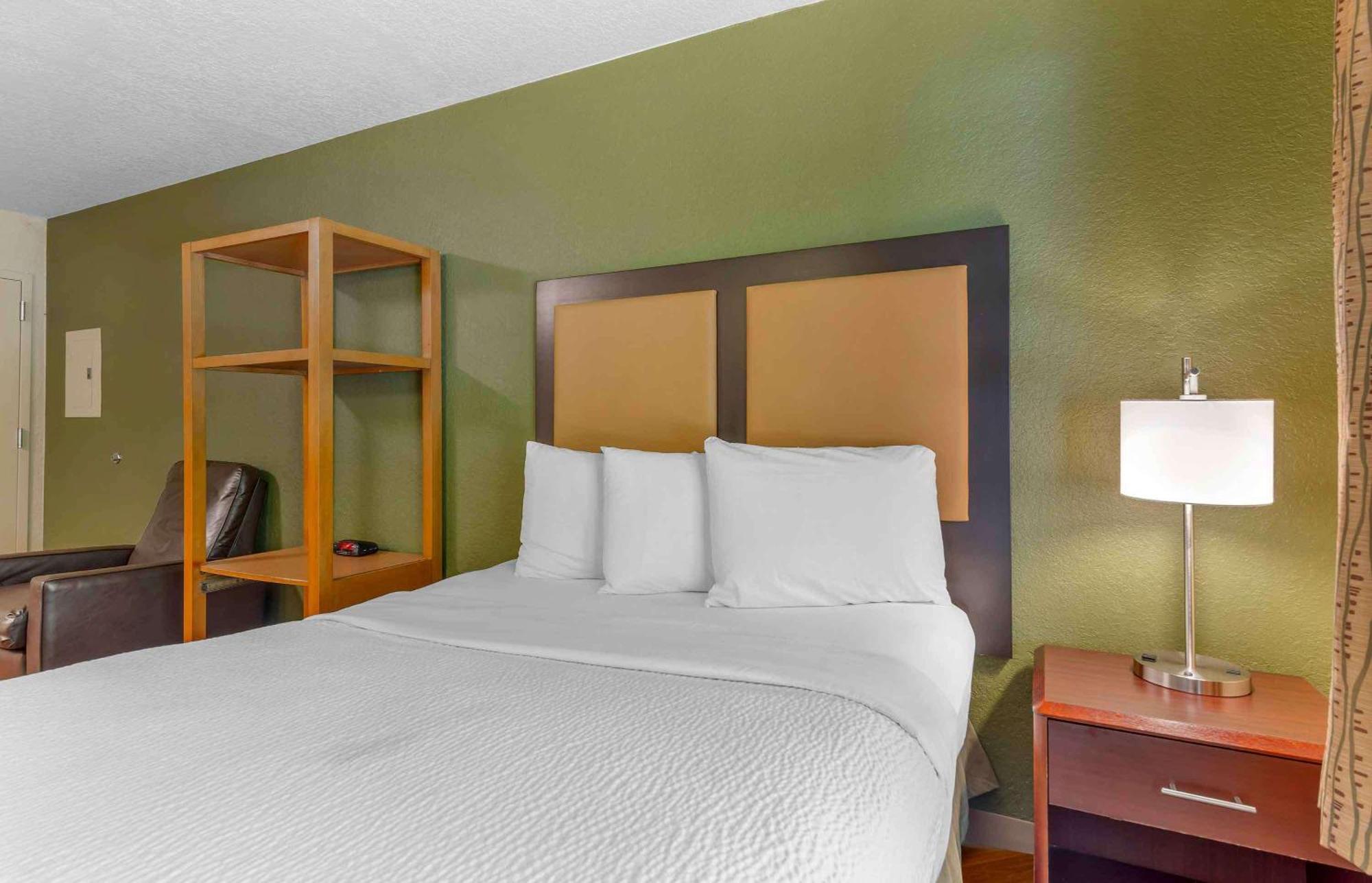 Extended Stay America Select Suites - Orlando - Maitland - Summit Tower Blvd Altamonte Springs Exteriör bild